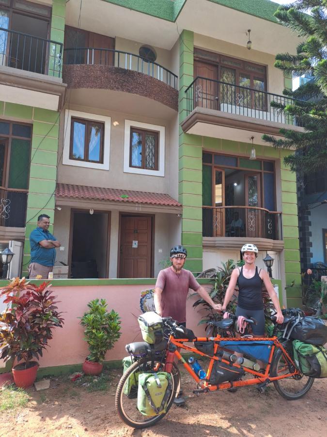 Menezes House Hotel Pangim Exterior foto