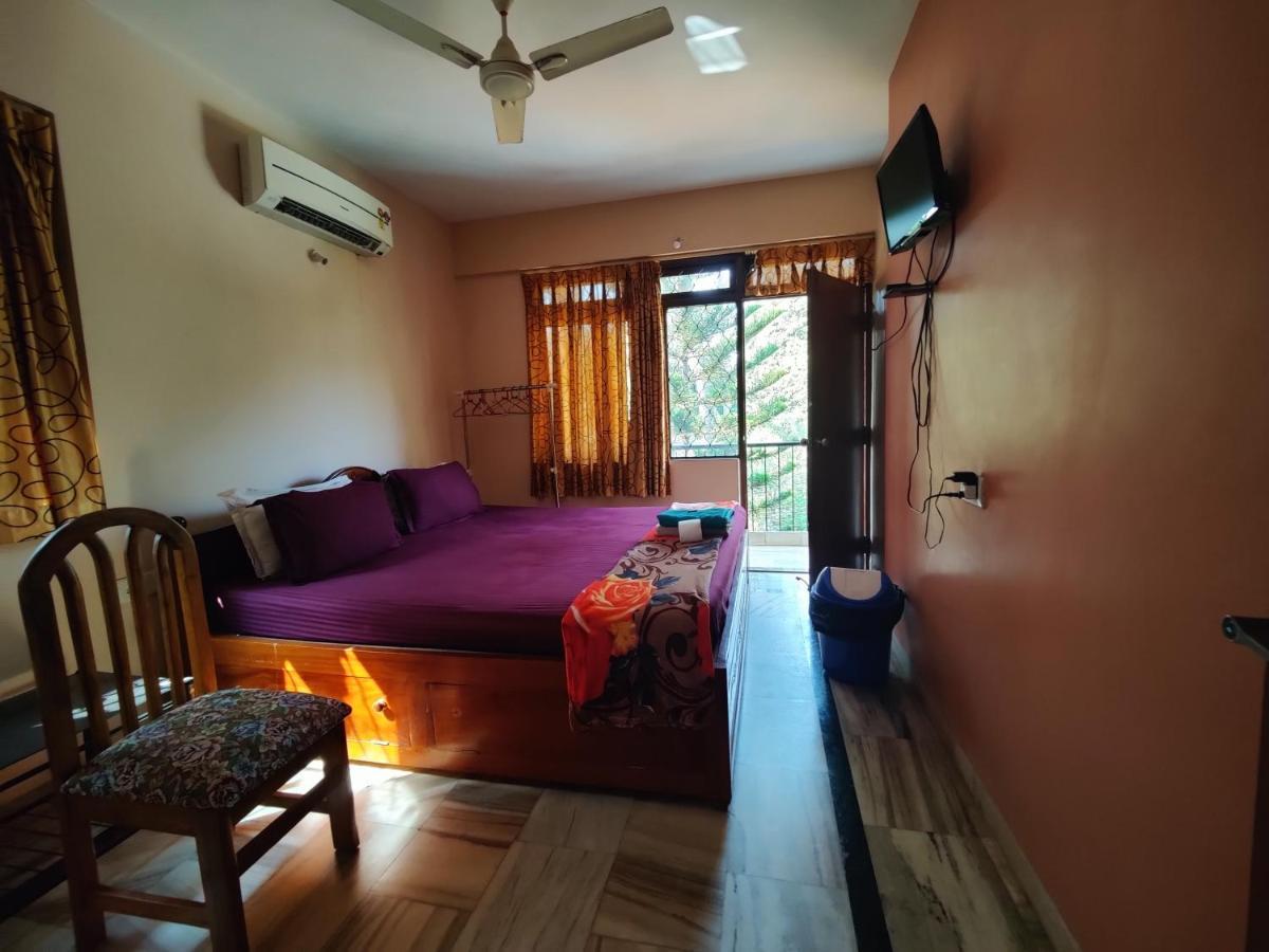 Menezes House Hotel Pangim Exterior foto