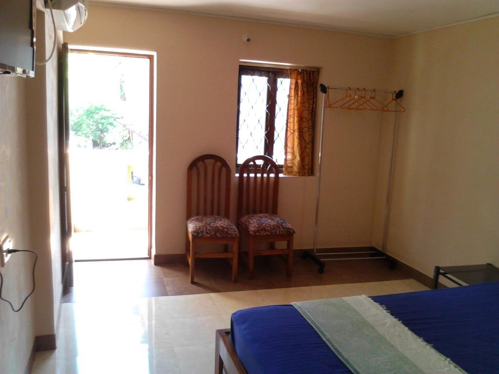 Menezes House Hotel Pangim Exterior foto