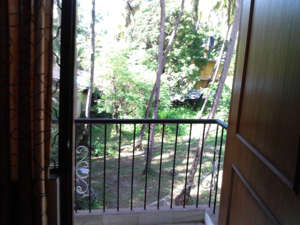 Menezes House Hotel Pangim Exterior foto