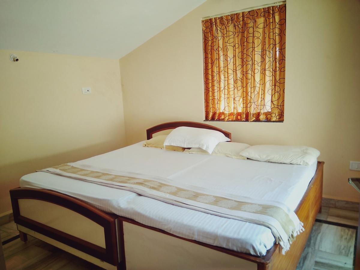 Menezes House Hotel Pangim Exterior foto