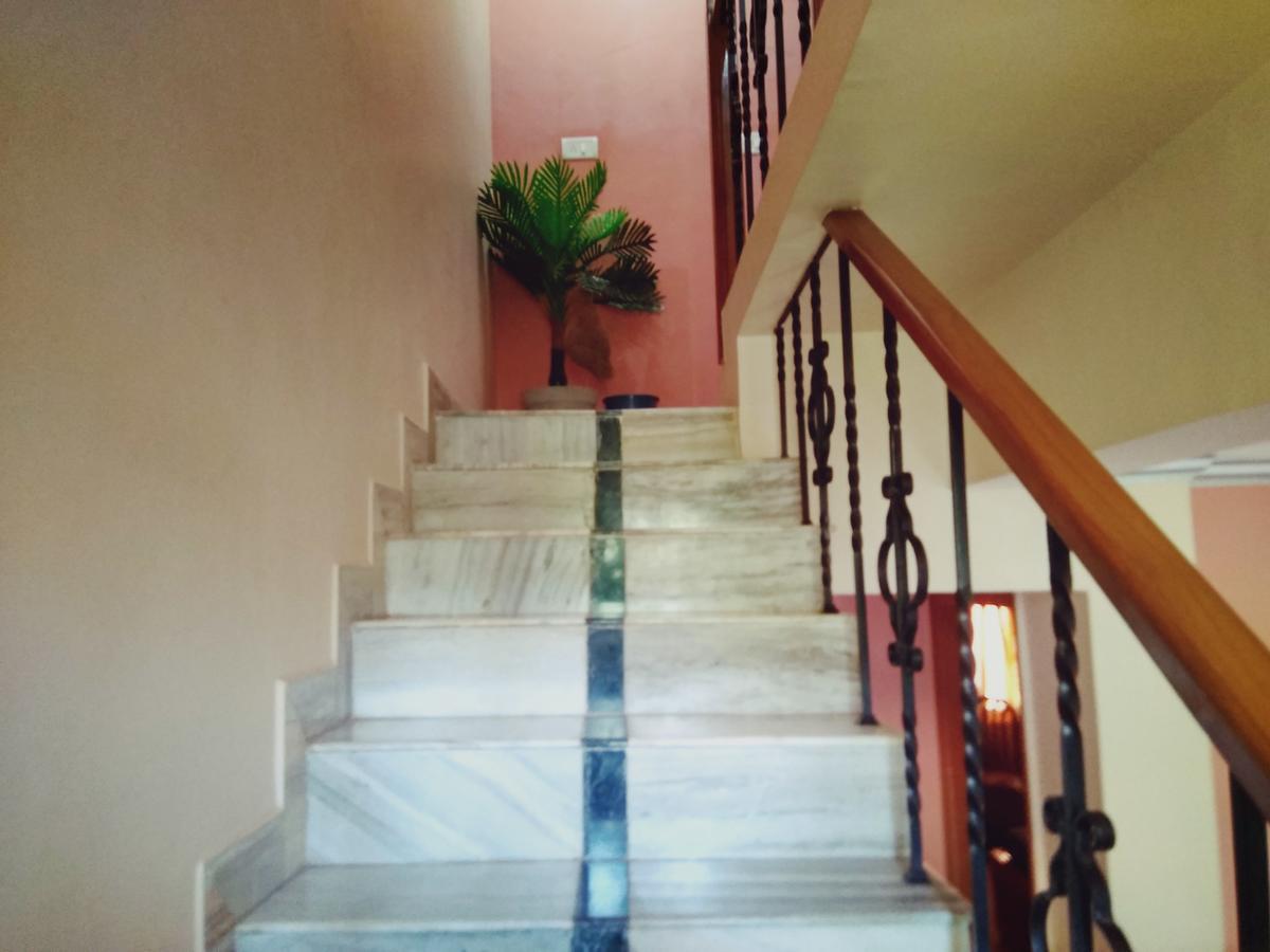 Menezes House Hotel Pangim Exterior foto