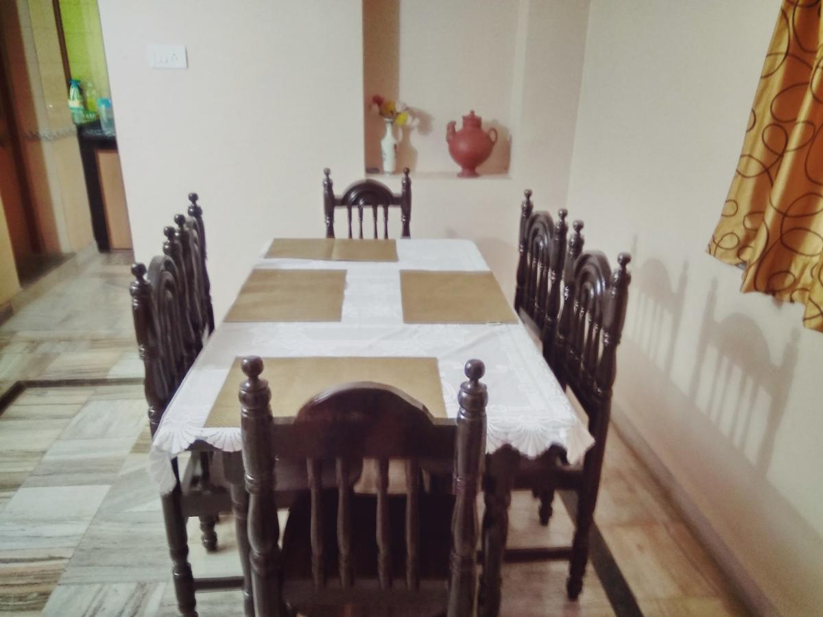 Menezes House Hotel Pangim Exterior foto
