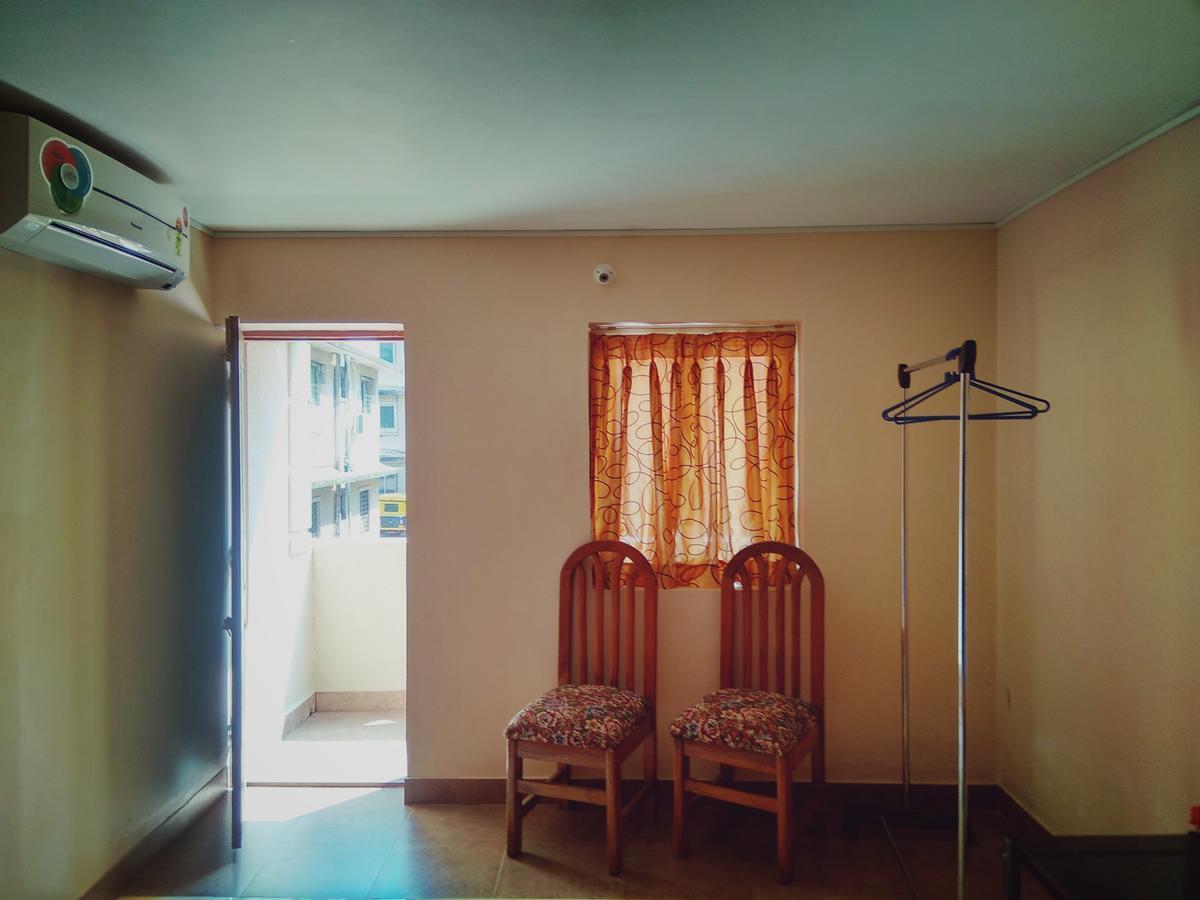 Menezes House Hotel Pangim Exterior foto