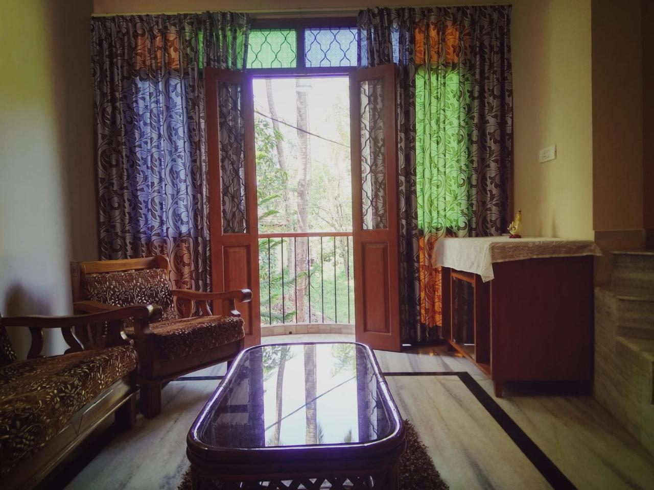 Menezes House Hotel Pangim Exterior foto